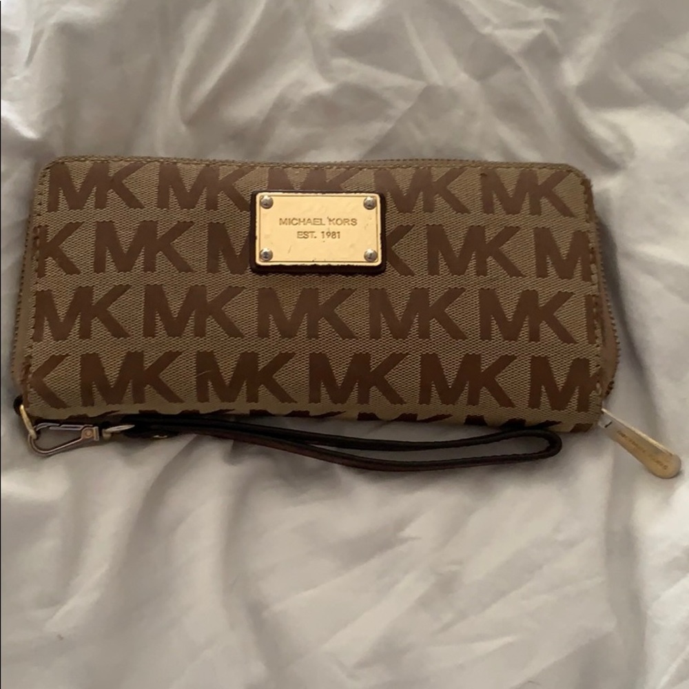 Large Michael Kors wallet